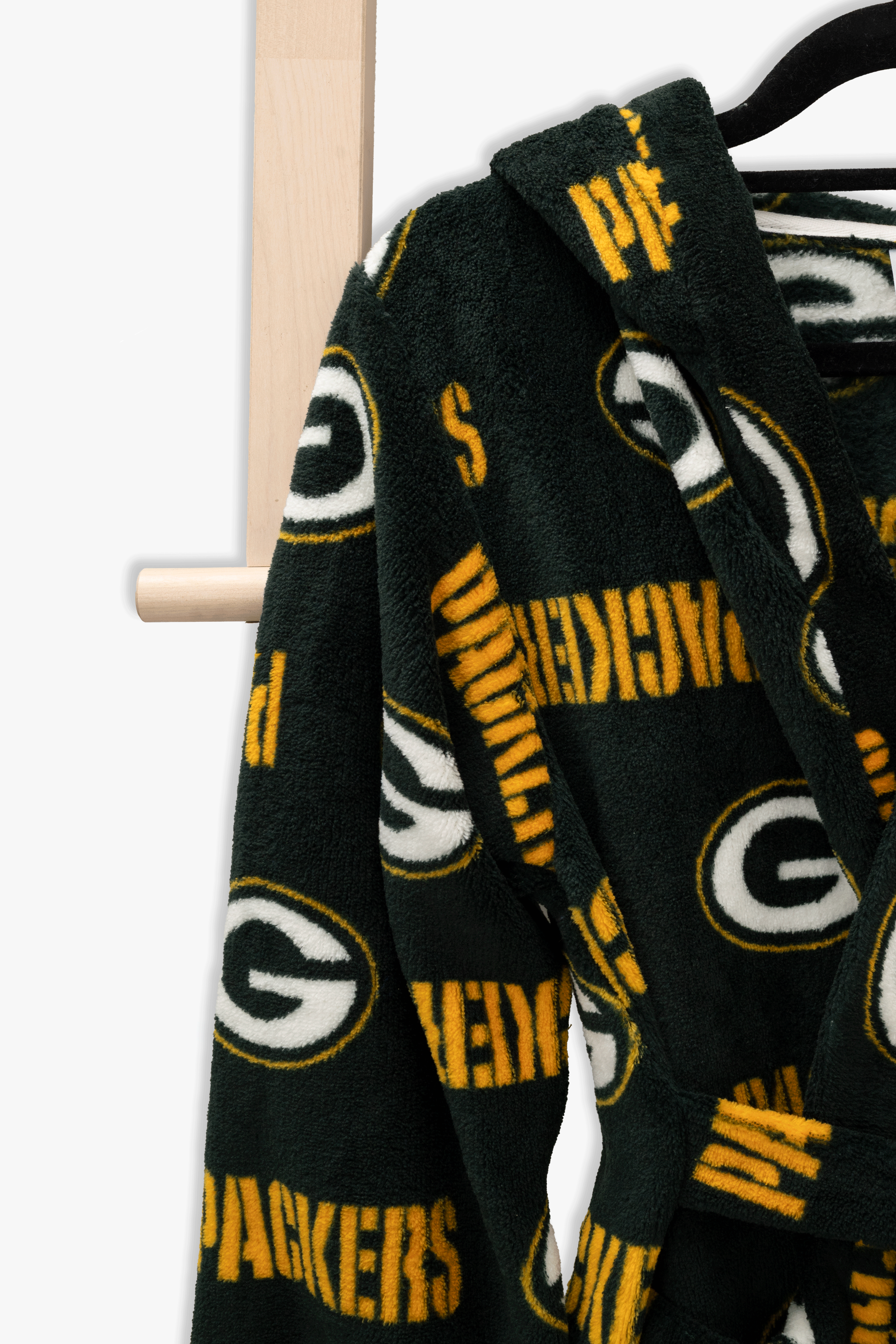 Green Bay Packers Youth Fleece Robe, Hooded NFL Kids Bathrobe with Tie Belt and Pockets, Children's Sizes