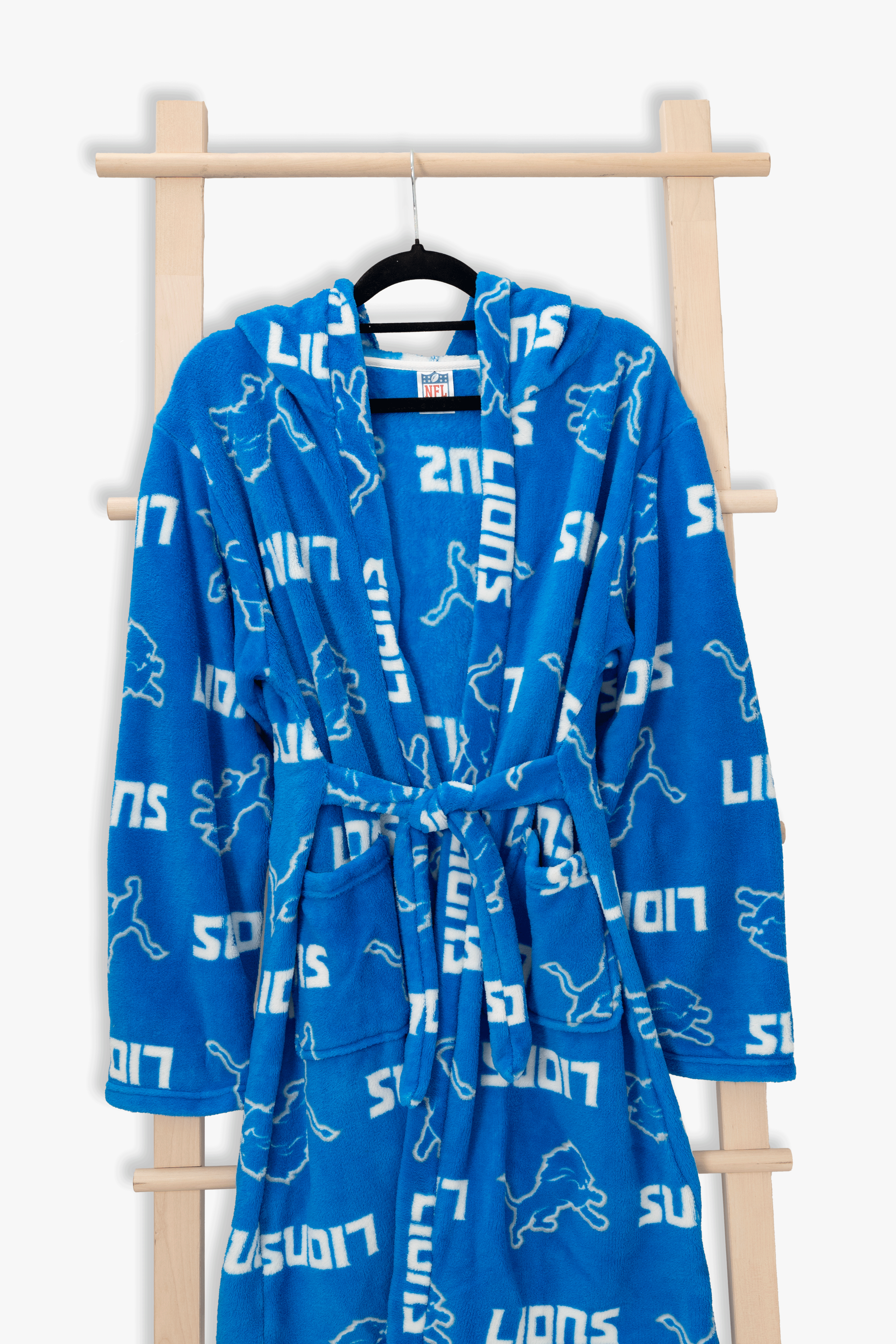 Detroit Lions Youth Fleece Robe, Hooded NFL Kids Bathrobe with Tie Belt and Pockets, Children's Sizes
