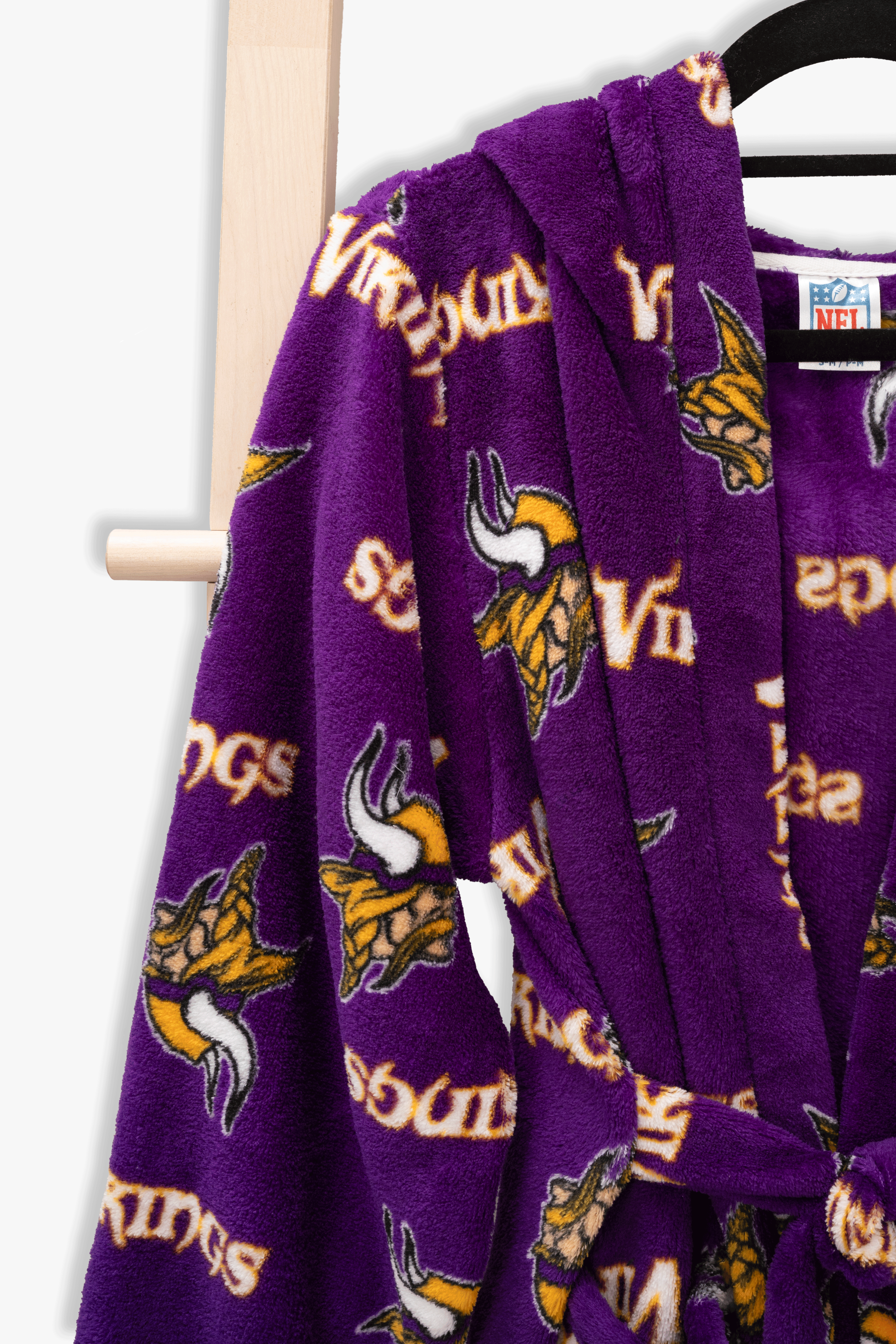 Minnesota Vikings Youth Fleece Robe, Hooded NFL Kids Bathrobe with Tie Belt and Pockets, Children's Sizes