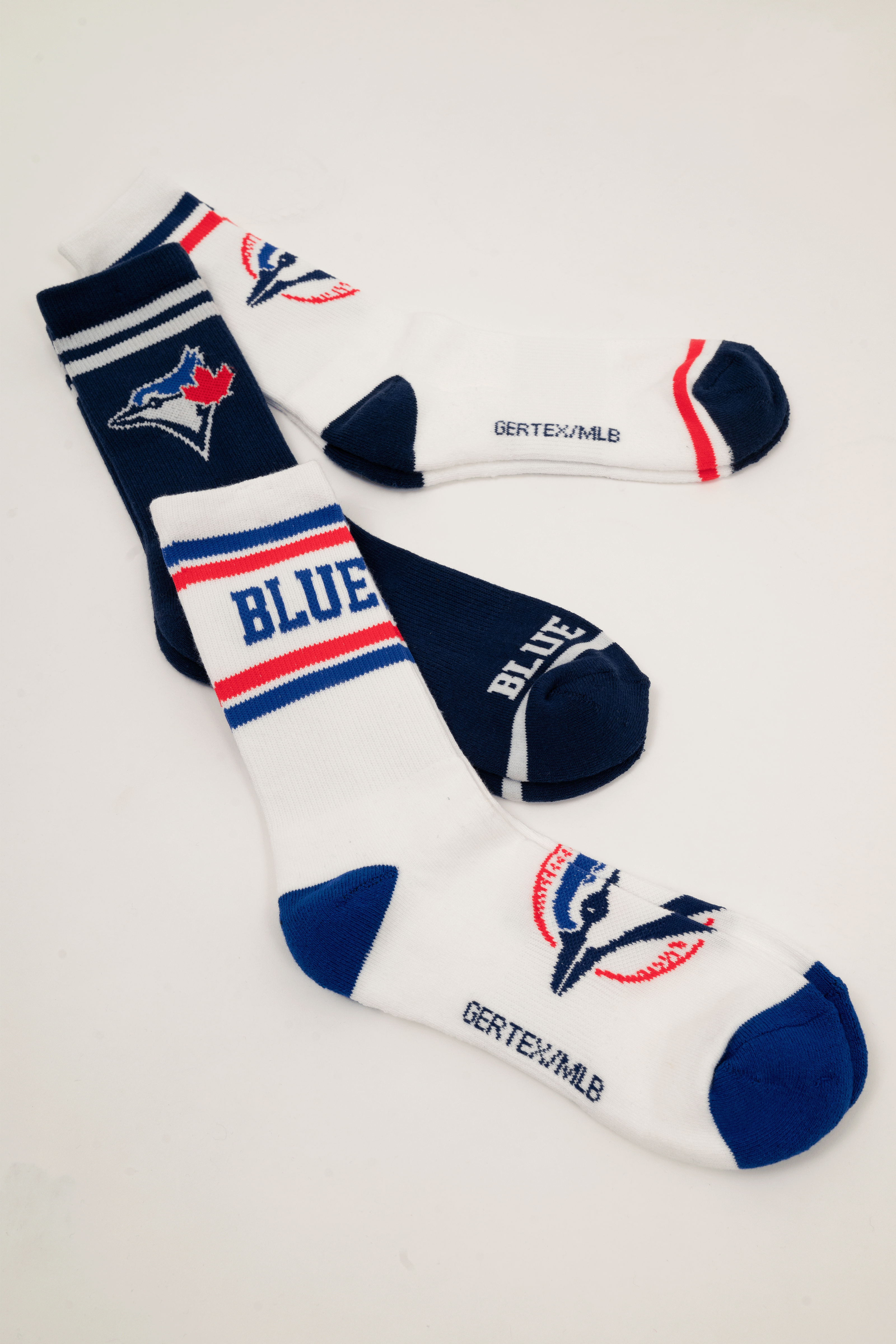 Toronto Blue Jays Women's Athletic Crew Socks, 3-Pack Ladies Cushioned MLB Sport Socks, 9-11