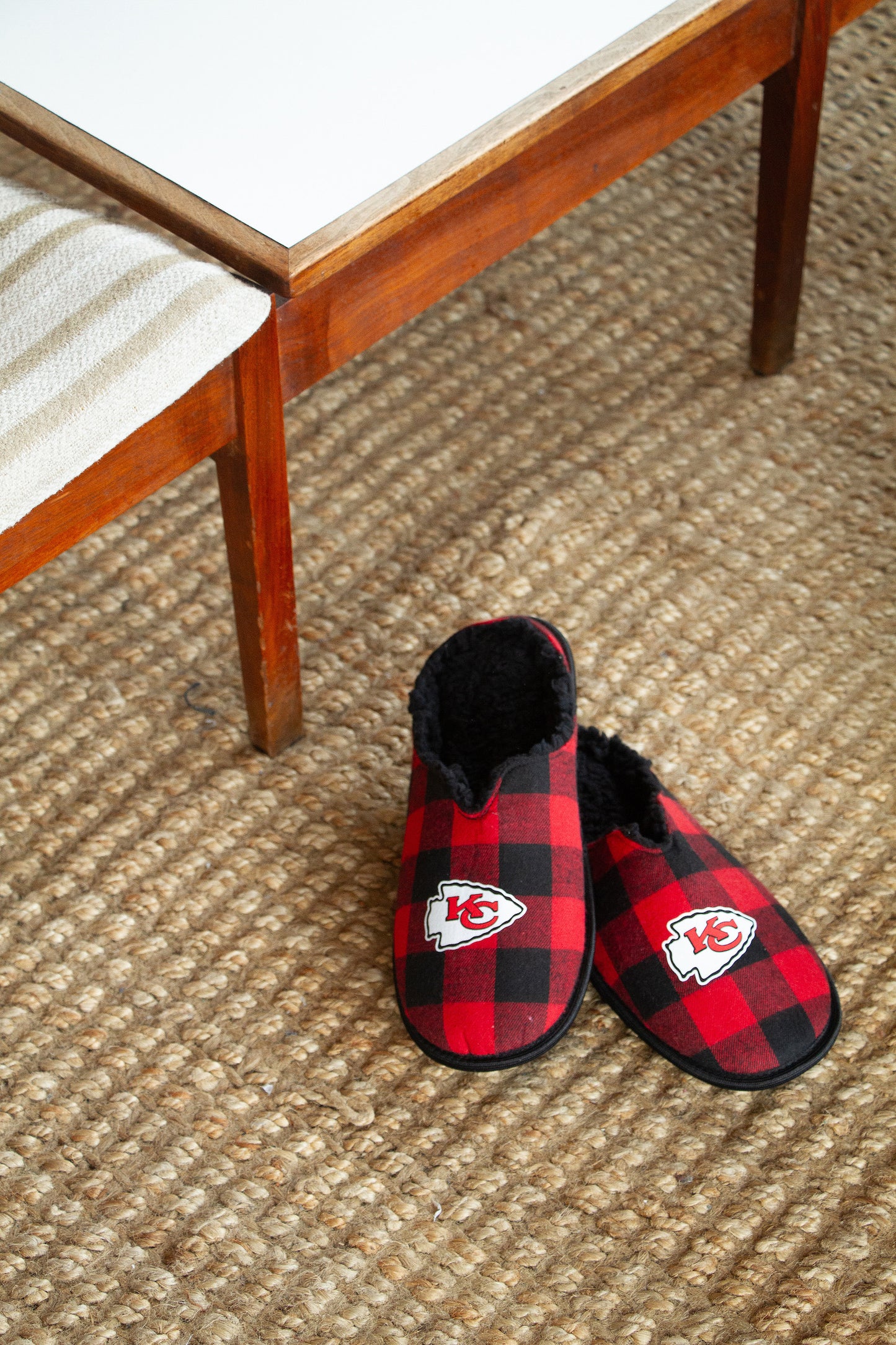 Men's NFL Sherpa Lined Buffalo Plaid Slippers