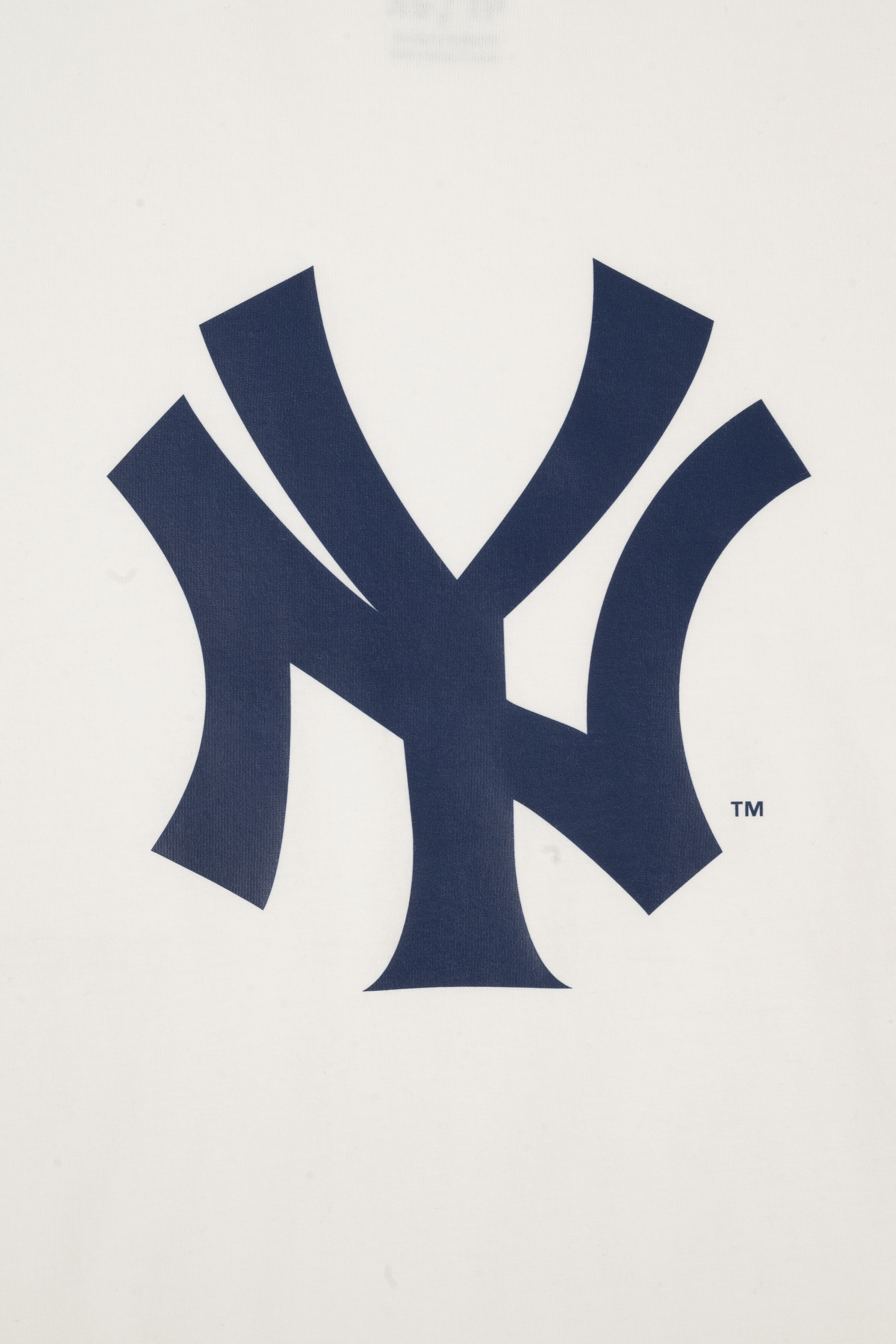 MLB New York Yankees Adult Cloud White T-Shirt, 100% Cotton Tee, Men Women XS-2XL